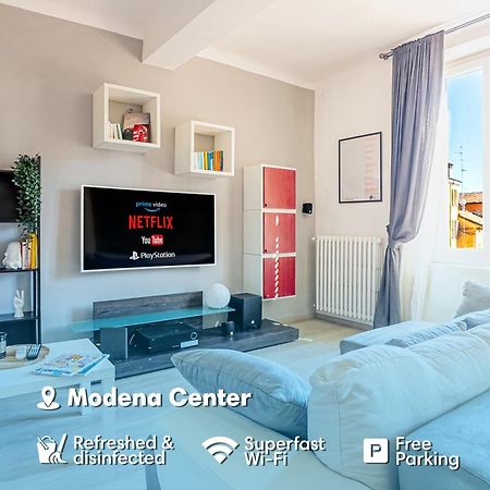 Luxury Apartment Next To The Francescana Modena Buitenkant foto
