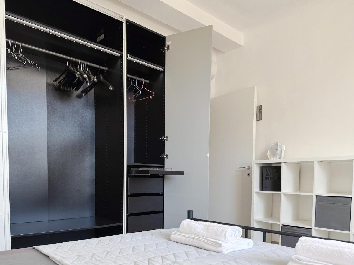 Luxury Apartment Next To The Francescana Modena Buitenkant foto
