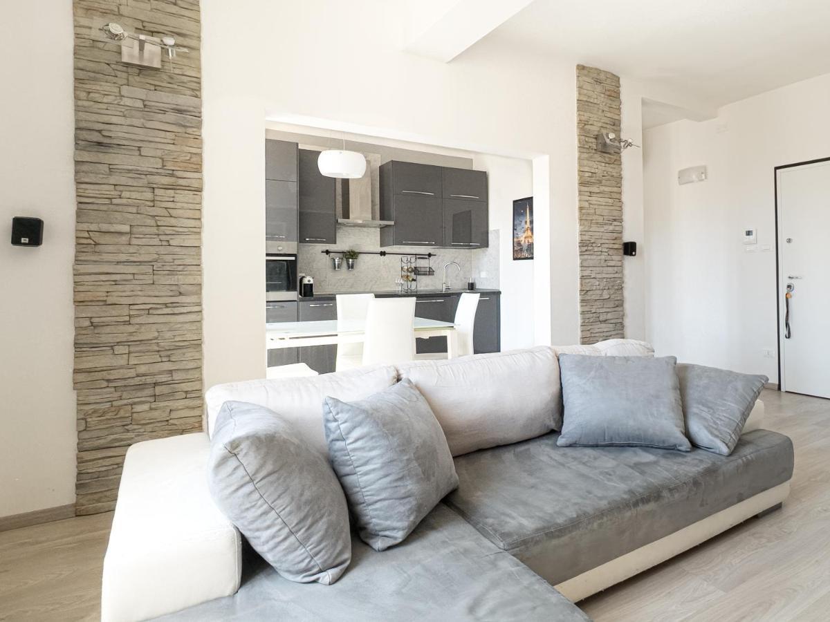 Luxury Apartment Next To The Francescana Modena Buitenkant foto